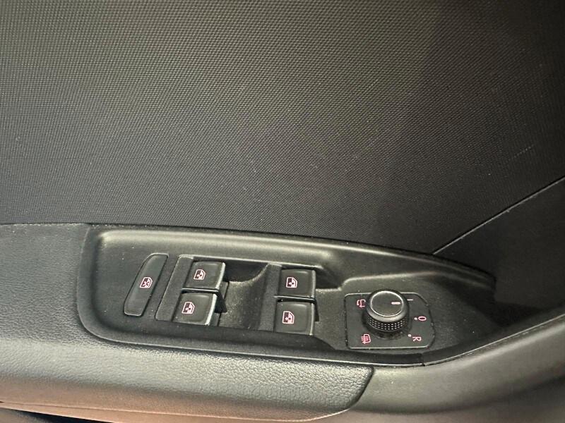 AUDI A1 2ª serie A1 citycarver 30 TFSI S troni...