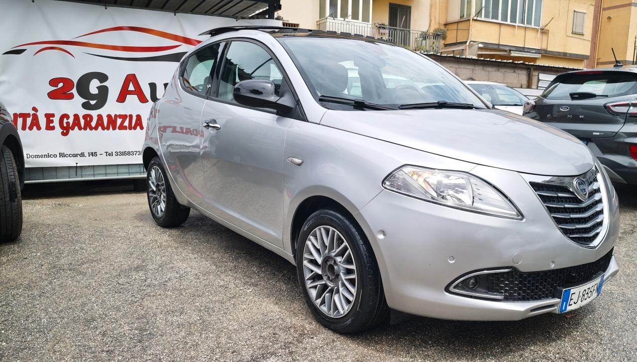 Lancia Ypsilon 1.3 MJT 95 CVfull Platinum tetto apribile