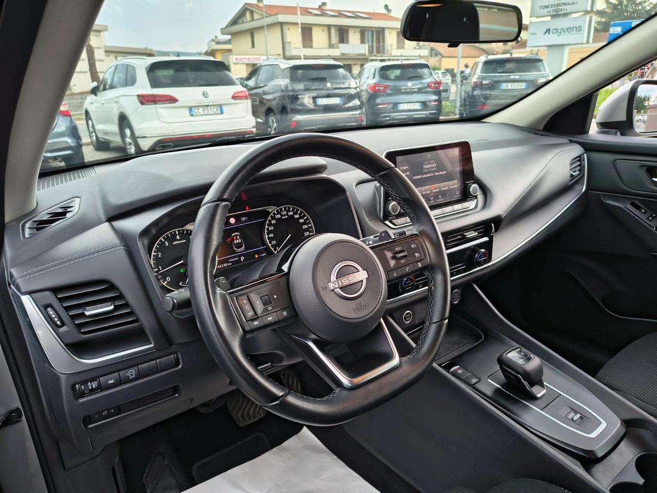Nissan Qashqai 1.3 MHEV MILD/HYBRID-CAMBIO AUTOMATICO-158CV