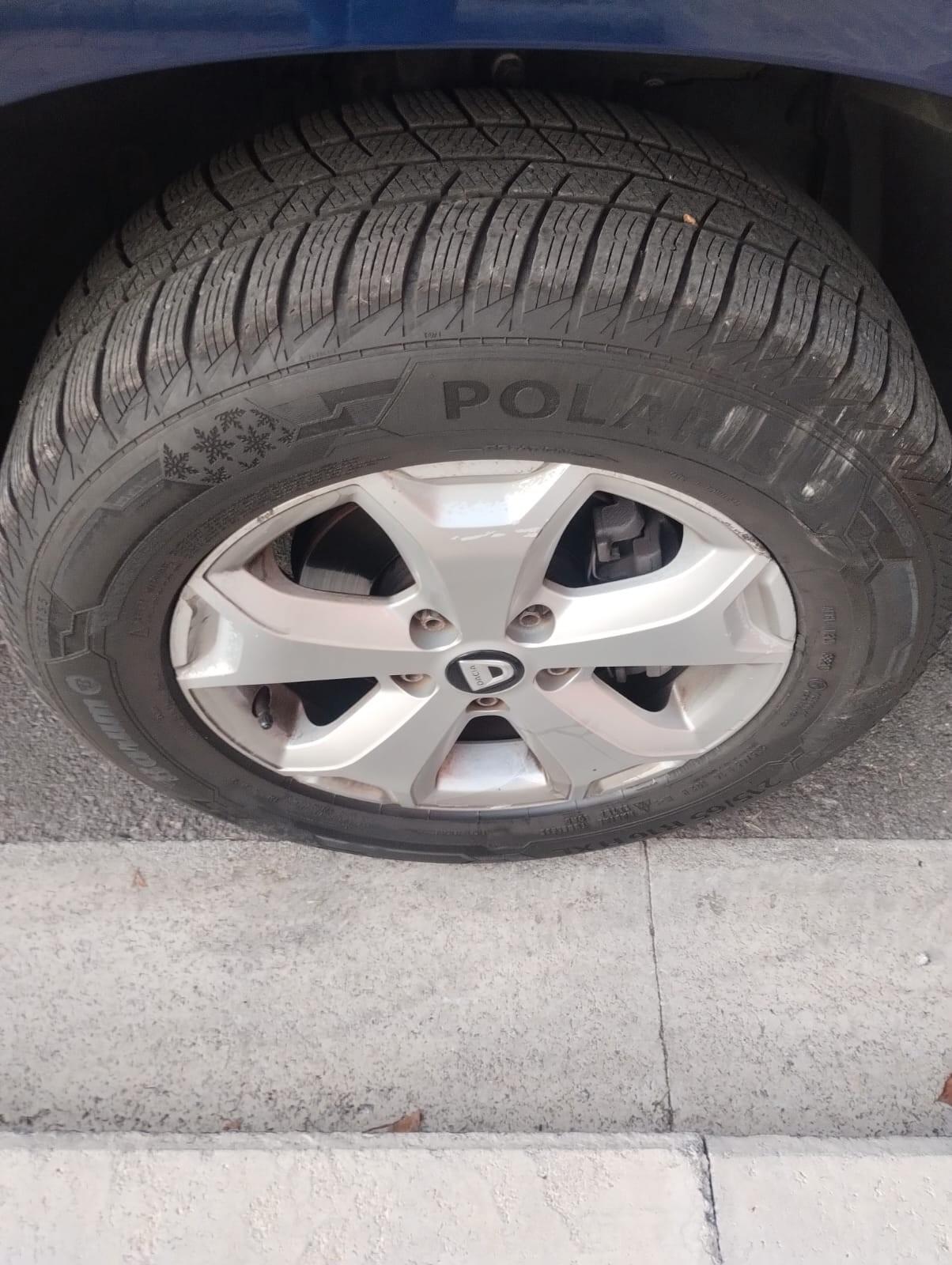 Dacia Duster 1.0 TCe 100 CV ECO-G 4x2 15th Anniversary