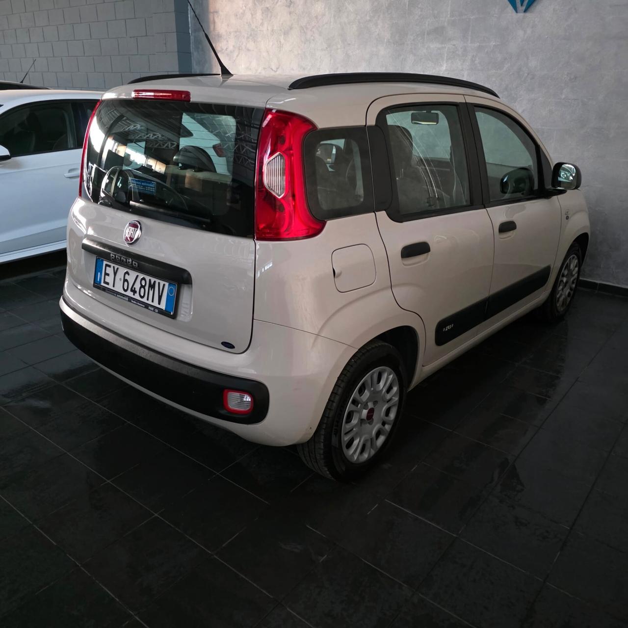 Fiat Panda 1.2 BENZINA NEOPATENTATI