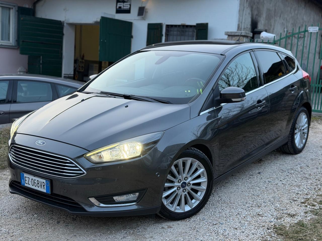 Ford FOCUS 1.6 120 CV TITANIUM KMCERT NAVI UNICOPR