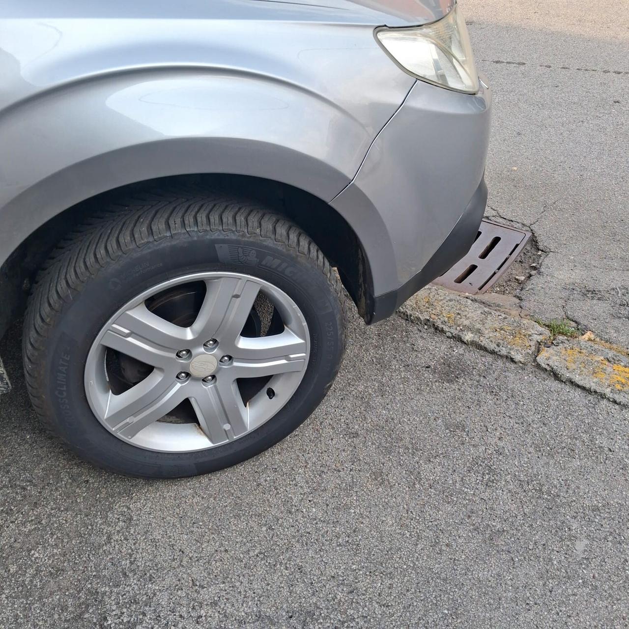 Subaru Forester 2.0 MT GPL