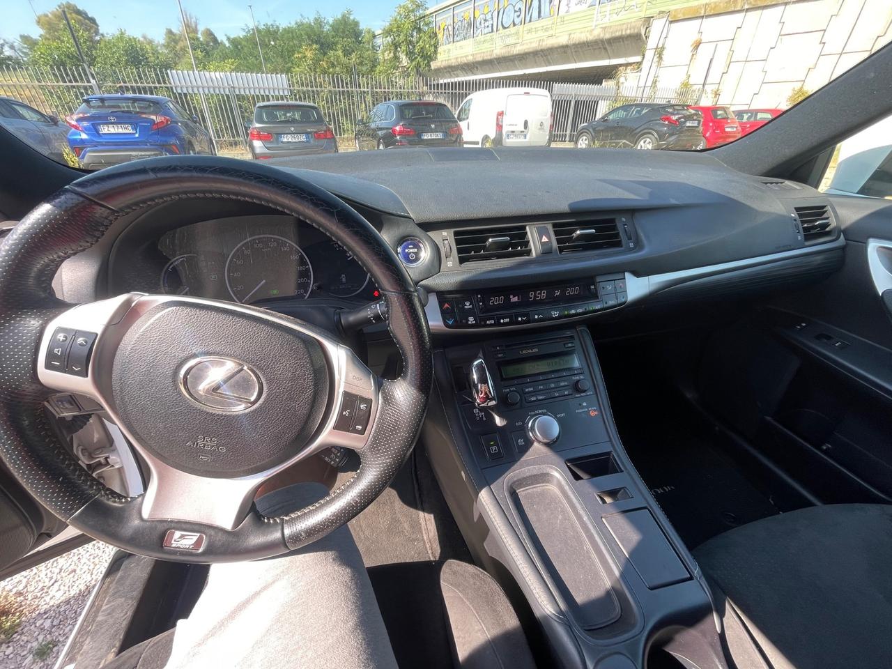 Lexus CT 200h F SPORT HYBRID AUTOMATICA