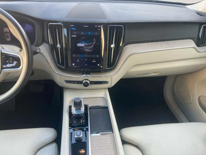 VOLVO XC60 2.0 b4 Inscription AwD AuTo