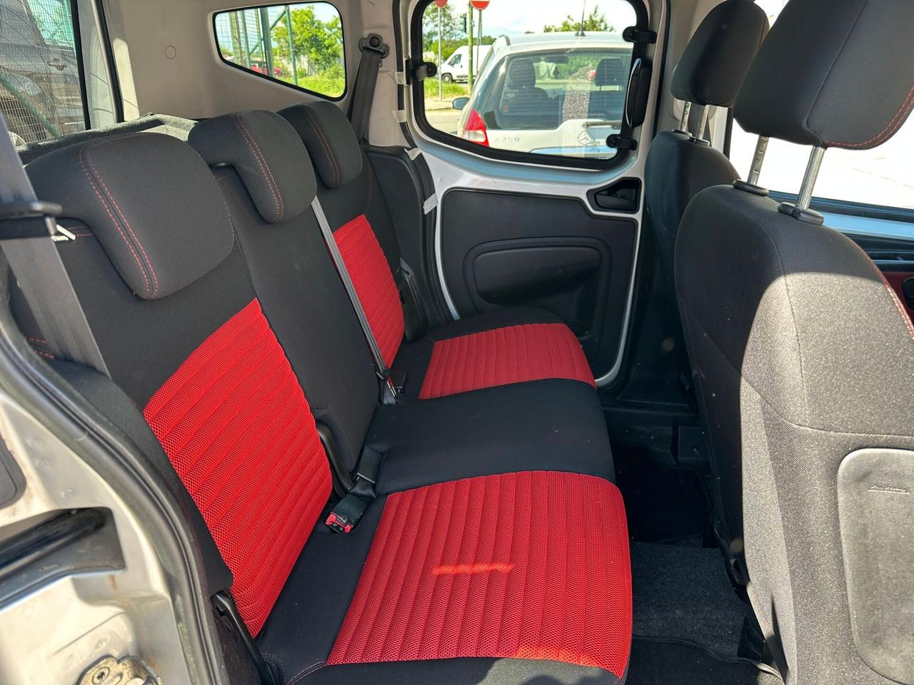 Fiat Qubo 1.3 MJT 75 CV Trekking
