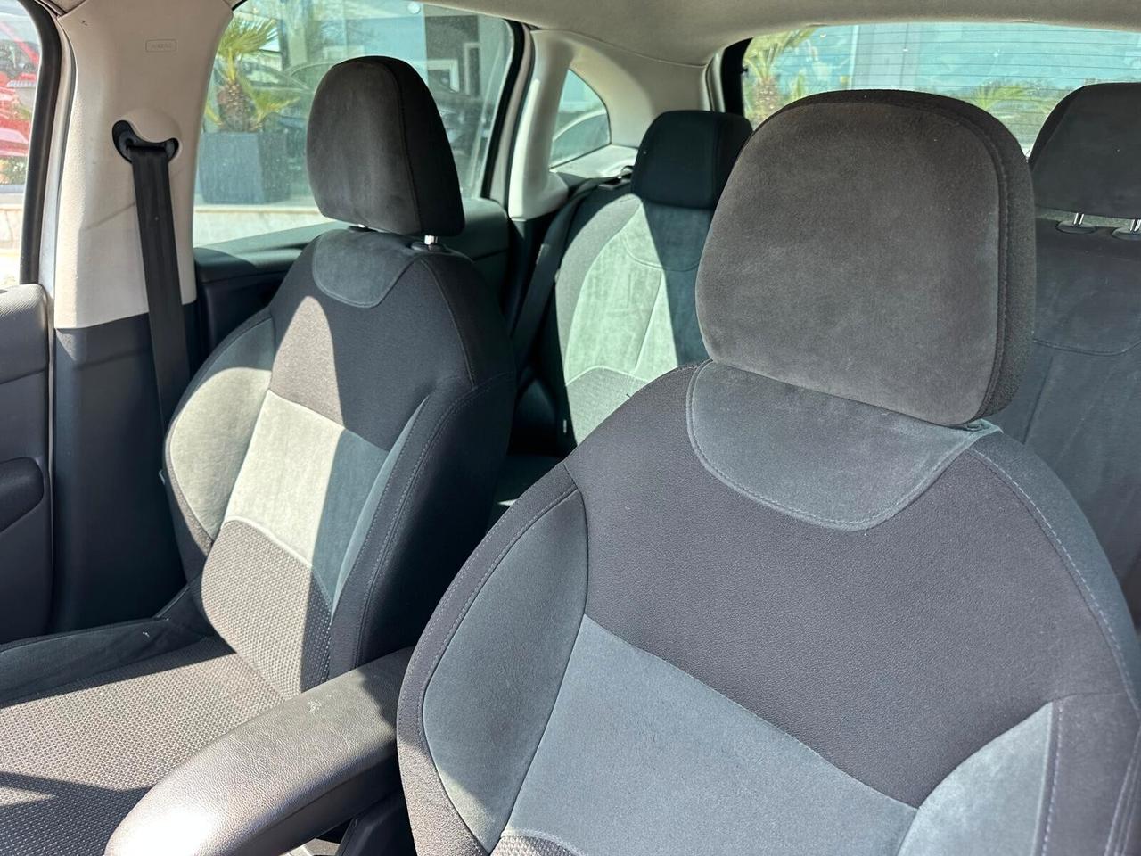 Citroen C3 1.6 HDi EXCLUSIVE STYLE