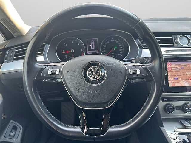 Volkswagen Passat Variant 2.0 TDI DSG Executive B.Tech. 150 CV