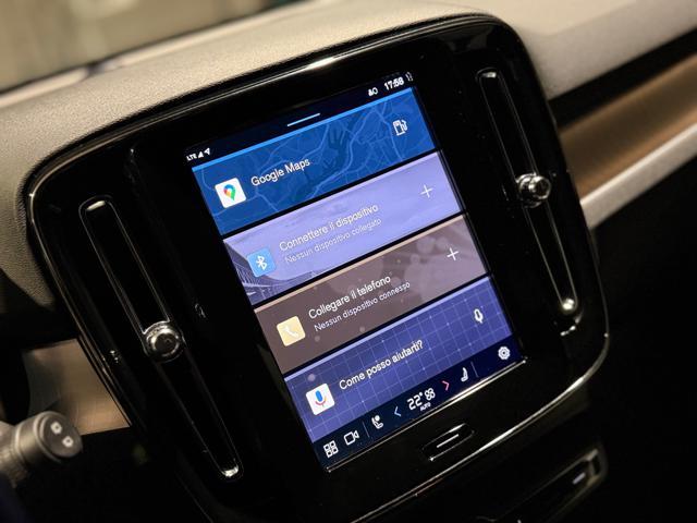 VOLVO XC40 B3 automatico