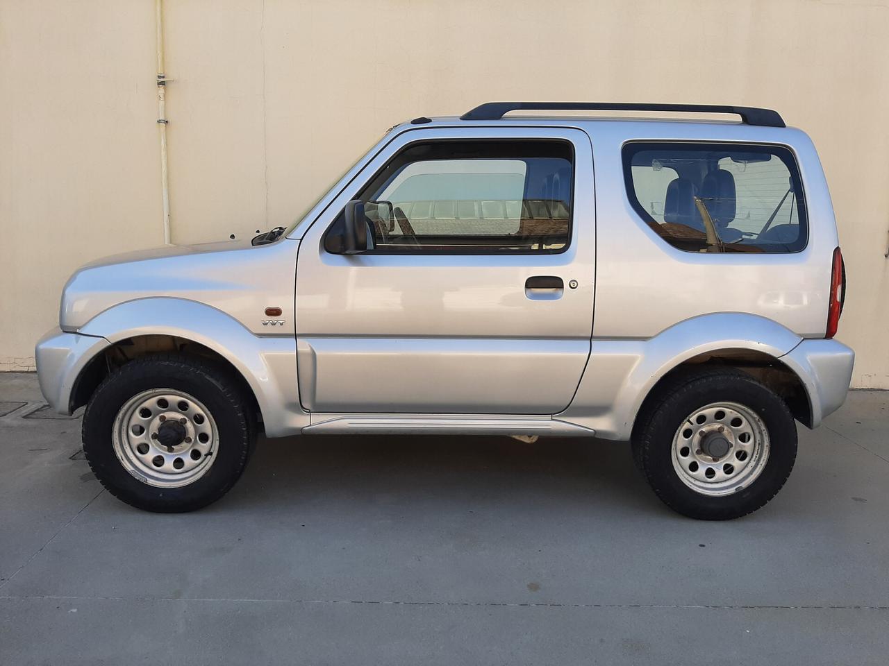 Suzuki Jimny 1.3i 16V cat 4WD JLX