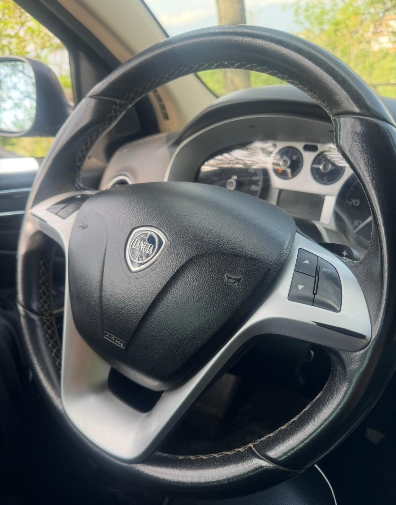 Lancia Delta 1.6 Multijet 120Cv 2011