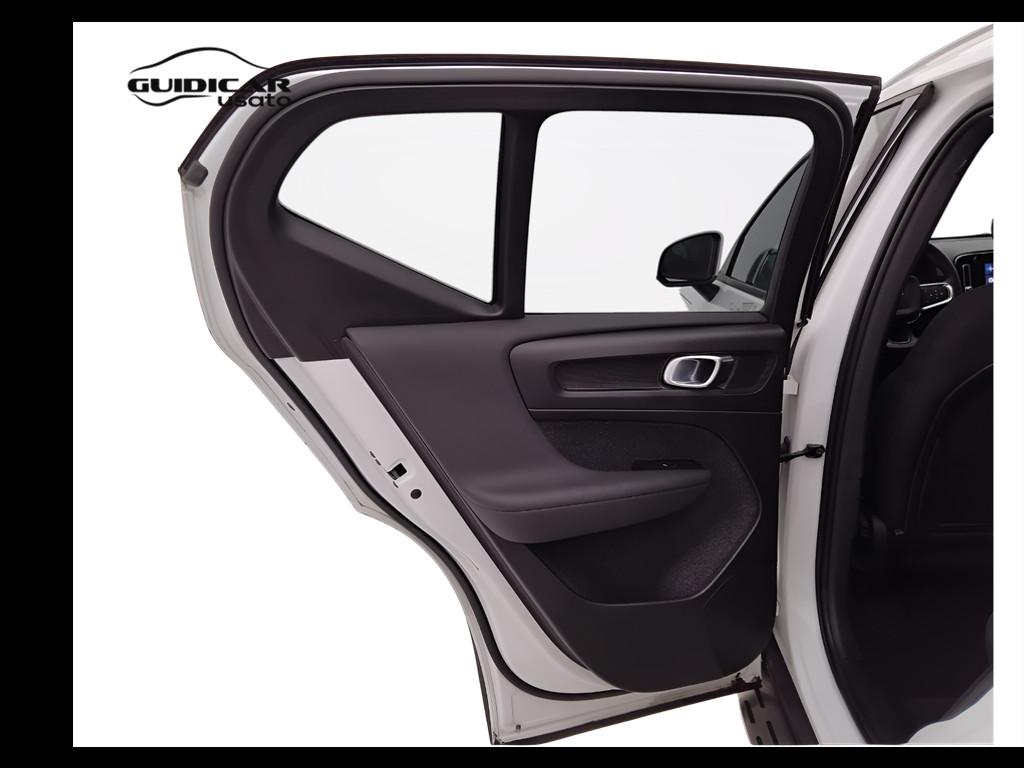 VOLVO XC40 - XC40 1.5 t2 Momentum Core my21