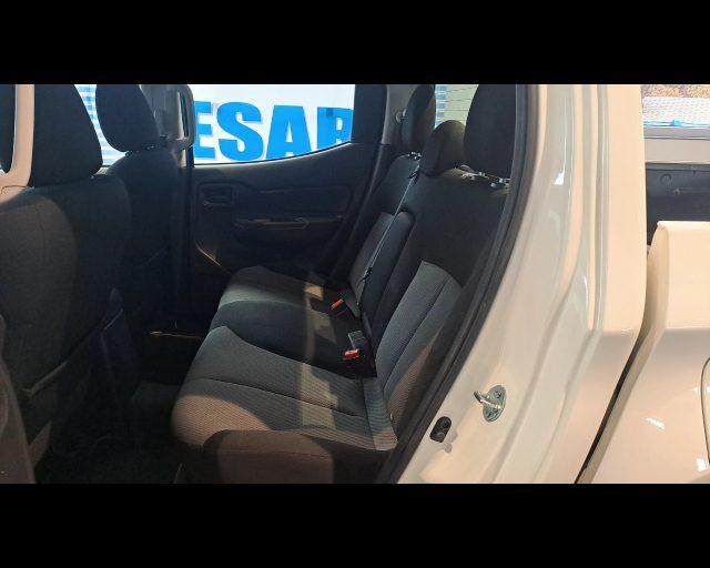 MITSUBISHI L200 d.cab 2.3d Invite Connect 4wd 150cv-DETAX