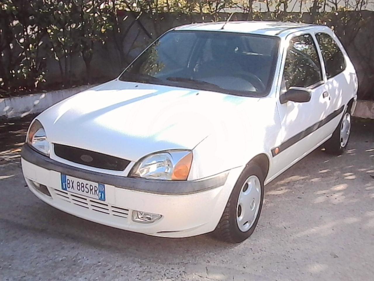 Ford Fiesta 1.2i 16V cat 3 porte Four