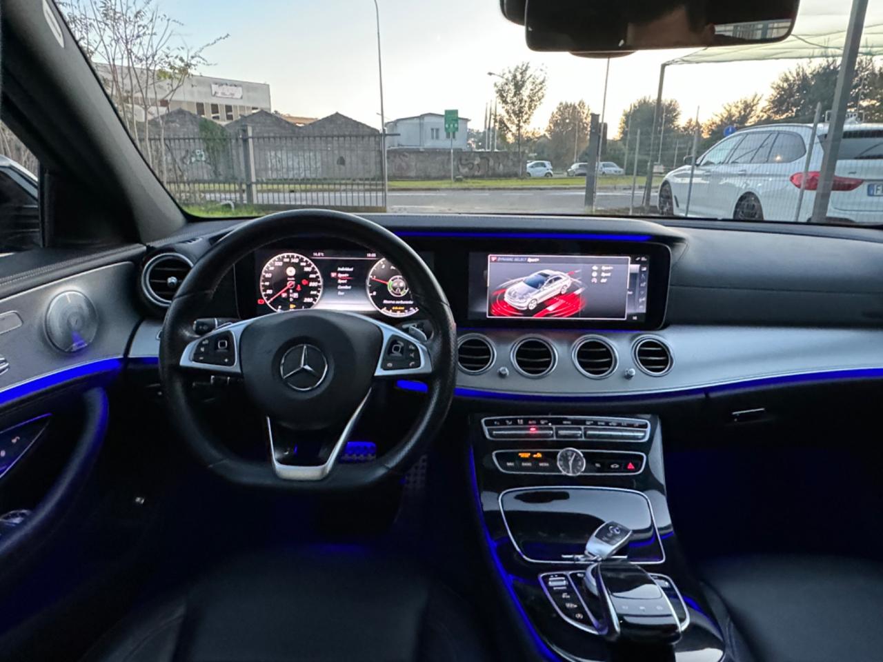 Mercedes-benz E 220 E 220 d Auto Premium Plus AMG Navi Tetto Burmester Full Top