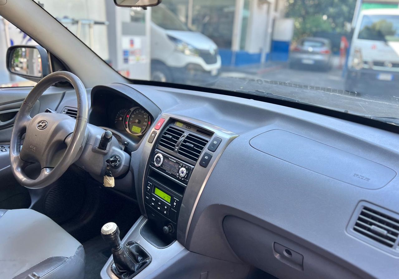 Hyundai Tucson 2.0 benzina 4x4 ok neopatentati