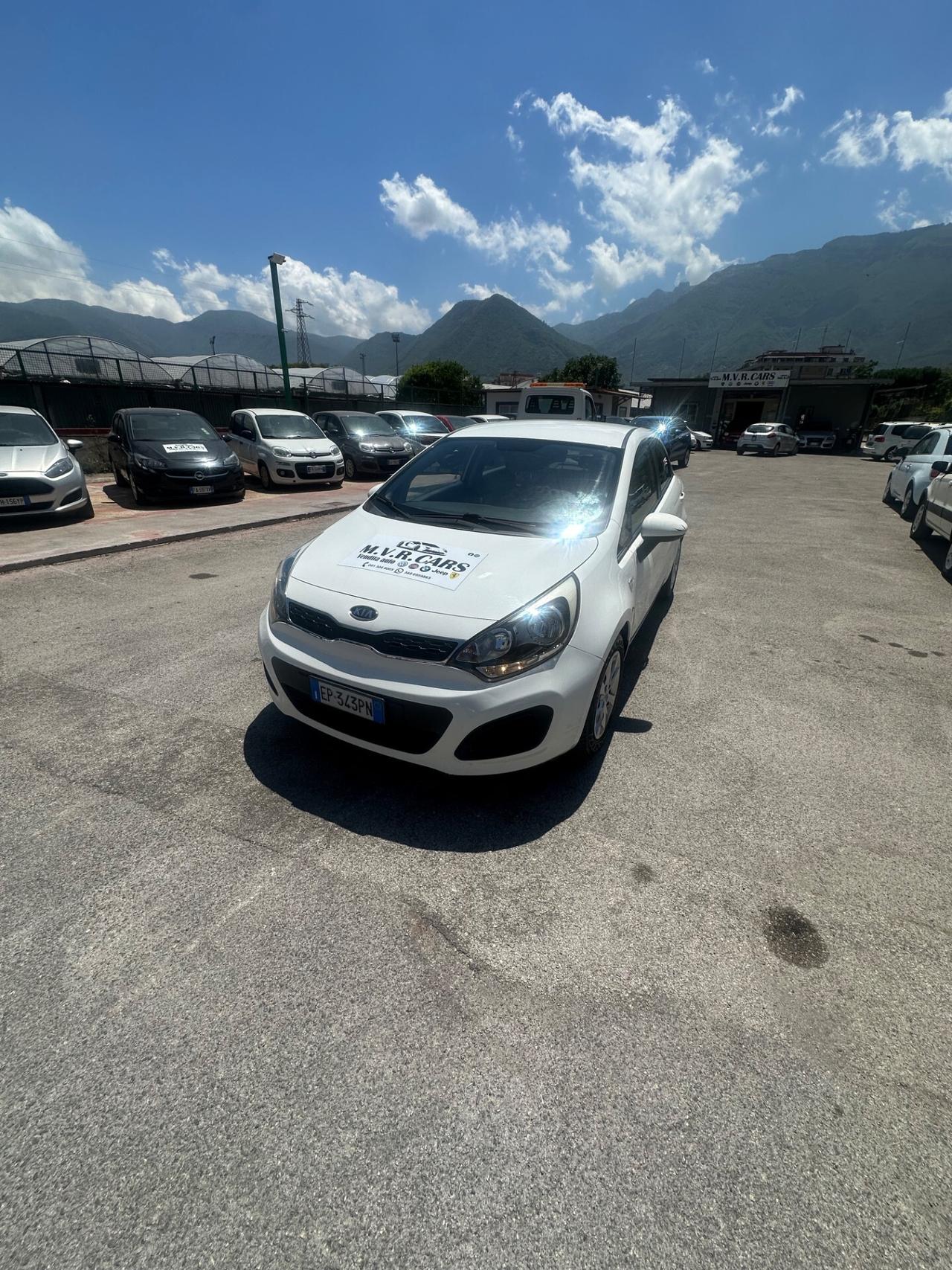 Kia Rio 1.4 CRDi WGT 5p. EX