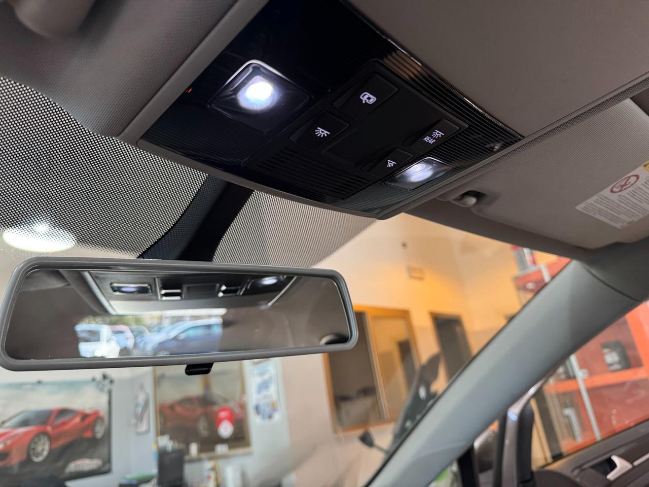 Volkswagen Golf 2.0 TDI 140 cv. 5p. Highline BlueMotion Technology