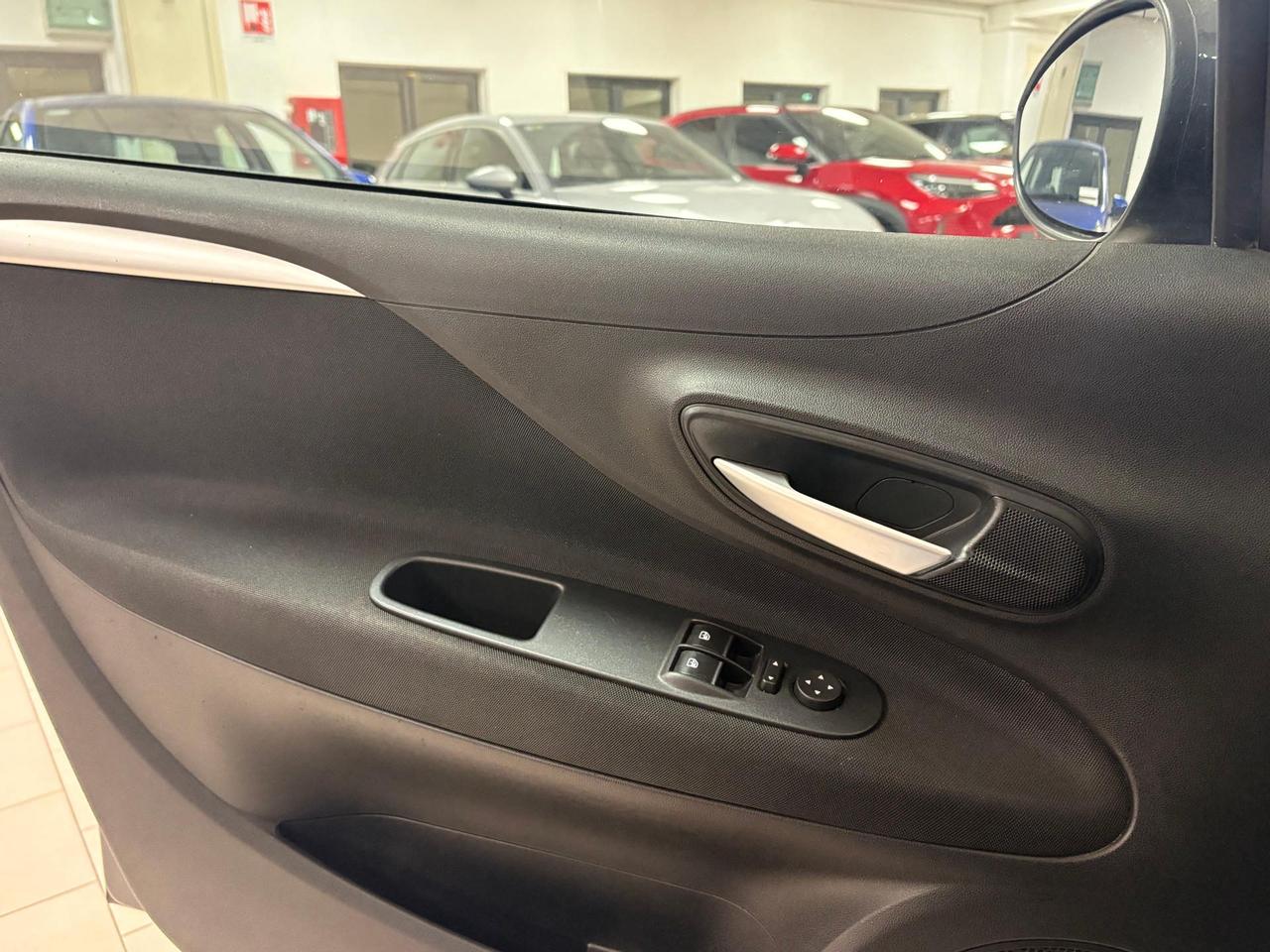 Fiat Punto 5p 1.4 easypower Lounge Gpl E6