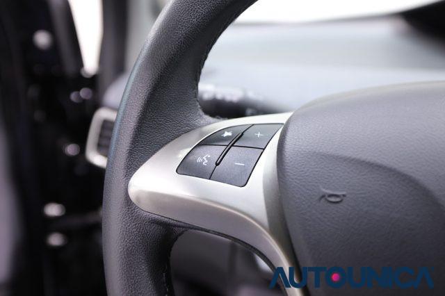 LANCIA Ypsilon 1.0 FIREFLY 5 PORTE S&S HYBRID GOLD FARI LED
