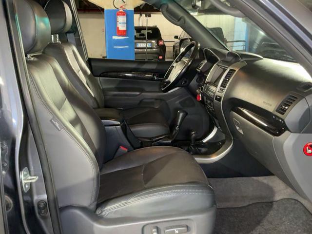 TOYOTA Land Cruiser 3.0 D-4D 16V cat 5 porte AUTOMATICO. Wagon