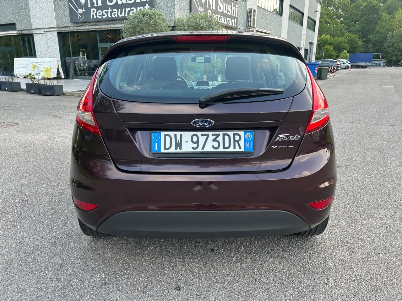 Ford Fiesta 1.2 82 CV 5 porte Titanium * Neo patentati *