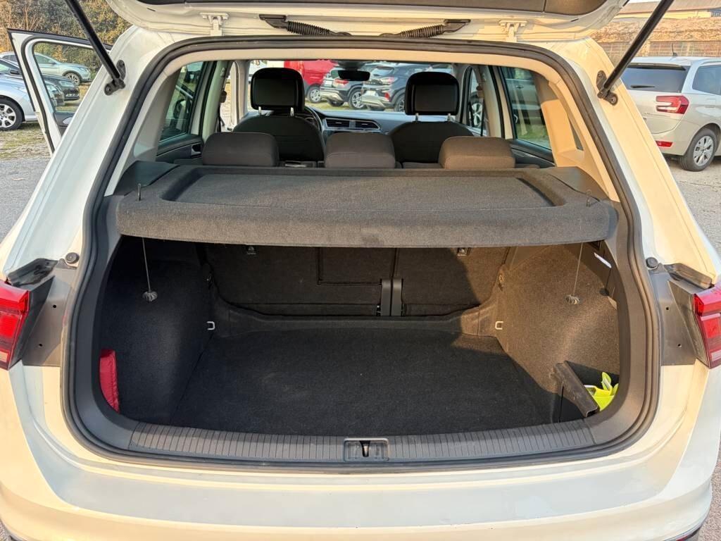 Volkswagen Tiguan 2.0 TDI 150 CV SCR DSG Elegance