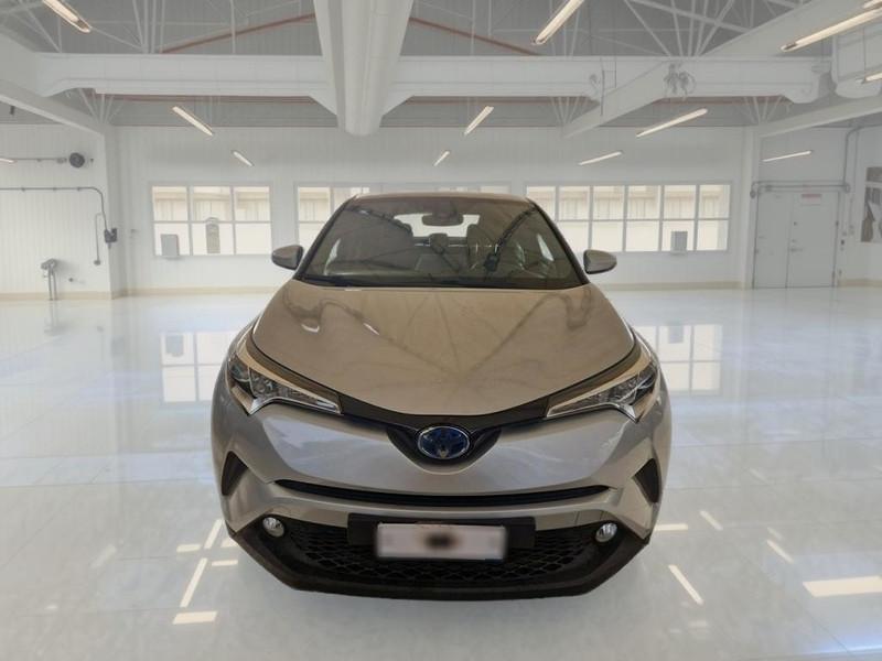 TOYOTA C-HR 1.8H 98CV E-CVT Business