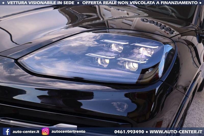 Porsche Cayenne Coupè 3.0 V6 Coupè E-Hybrid Black Edition Sport Design