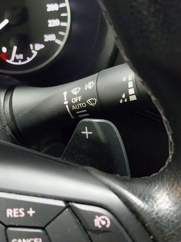 Nissan Juke 1.0 dig-t N-Connecta 114cv dct