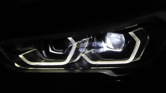 BMW X1 sDrive18d xLine Plus Autom