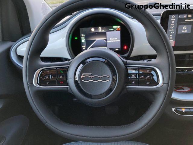 FIAT 500e La Prima Berlina 42 kWh