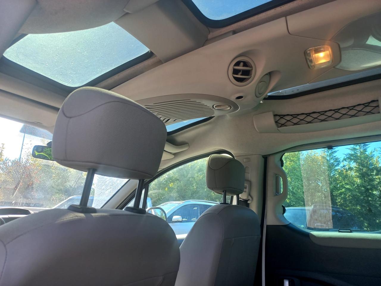Peugeot Partner Tepee 1.6 HDi 112CV Outdoor