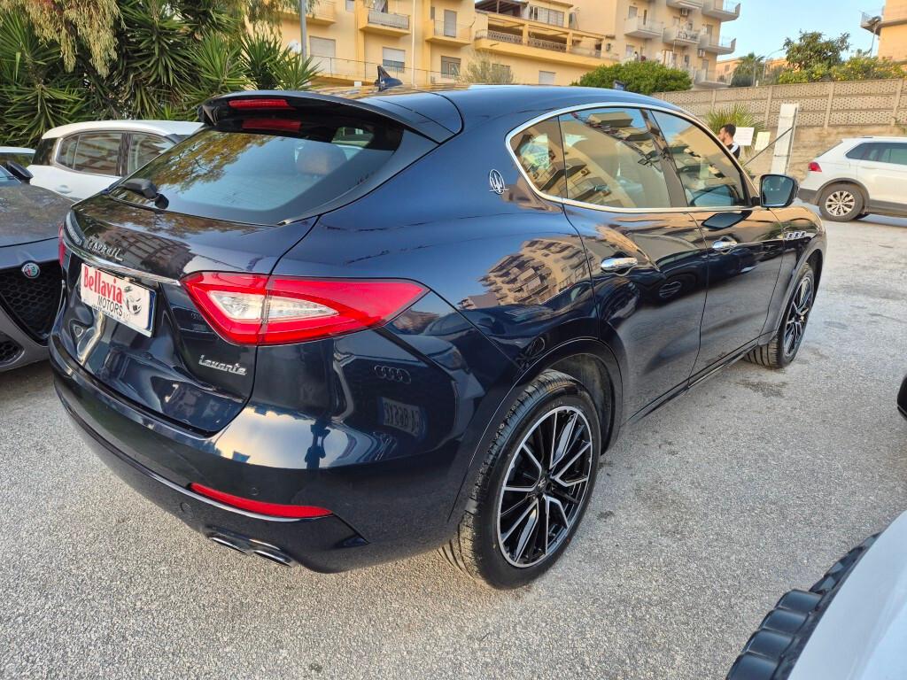 Maserati Levante 3.0 D 250CV IVA INCLUSA
