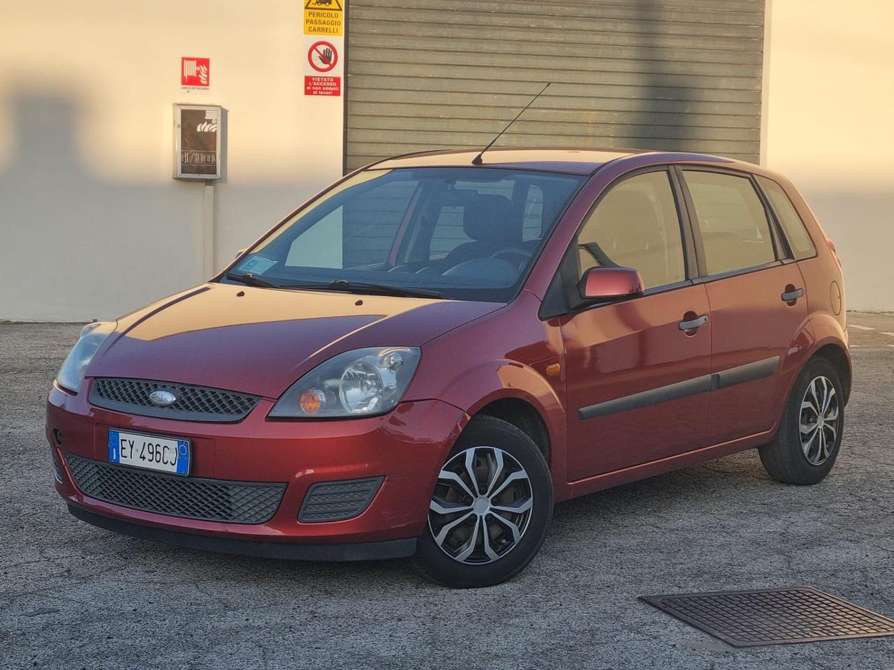 Ford Fiesta 1.4 TDCi 5p. Titanium