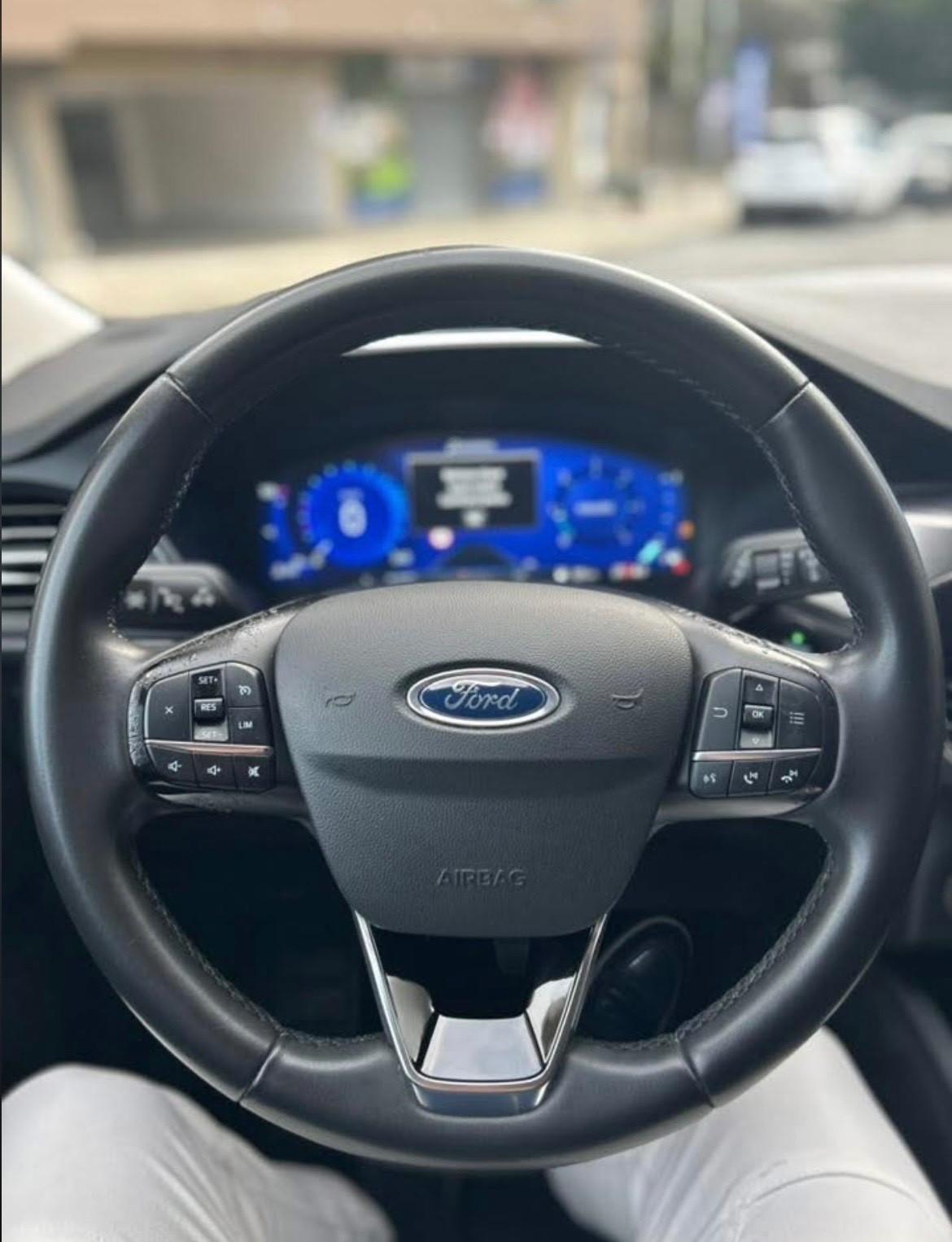 Ford Kuga 1.5 EcoBlue 120 CV 2WD Titanium Business