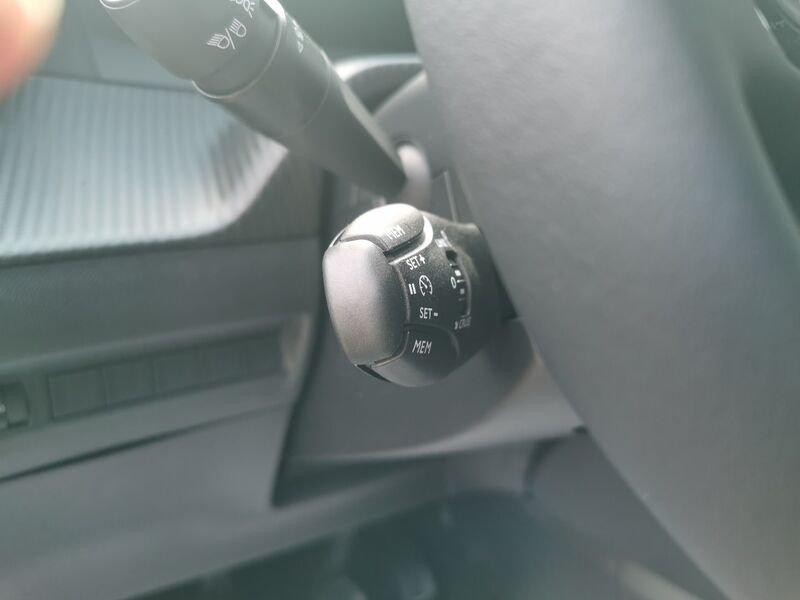 Peugeot 2008 2008 PureTech 100 S&S Allure