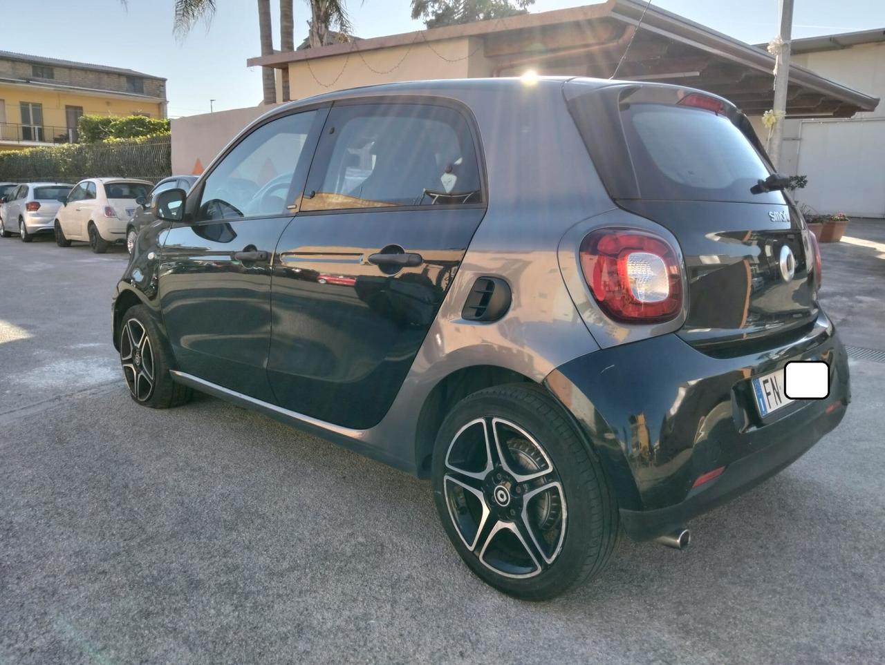 Smart ForFour 900 Turbo twinamic 2018 SINISTRATA
