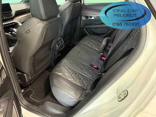 Peugeot 3008 Hybrid4 300 e-EAT8 GT Pack