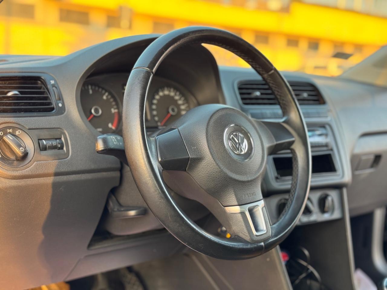 VOLKSWAGEN POLO 1.2TDI 75CV NEO PATENTATI 12MESI DI GARANZIA