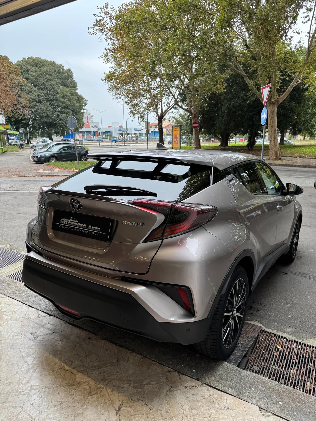 Toyota C-HR 1.8 Hybrid E-CVT Lounge