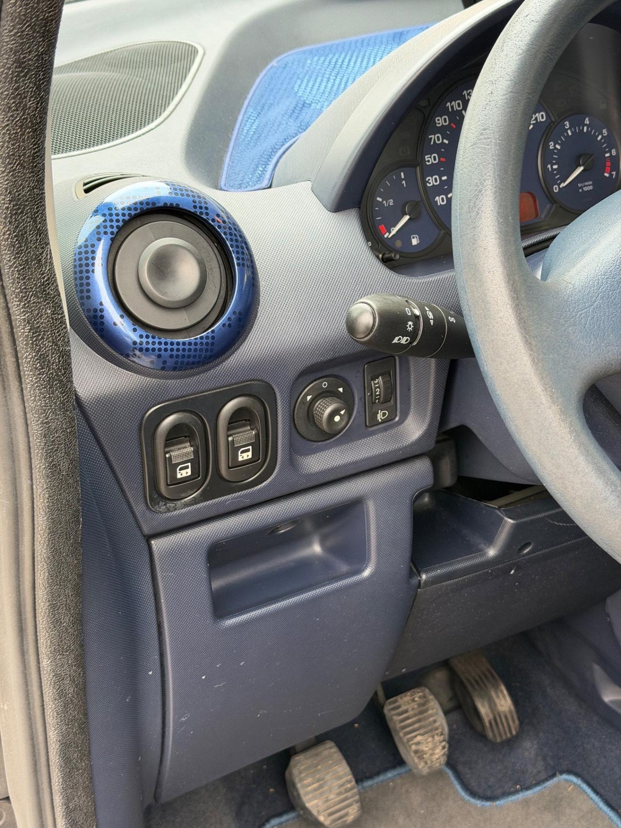 Peugeot 1007 1.4 Happy- Adatta ai neopatentati