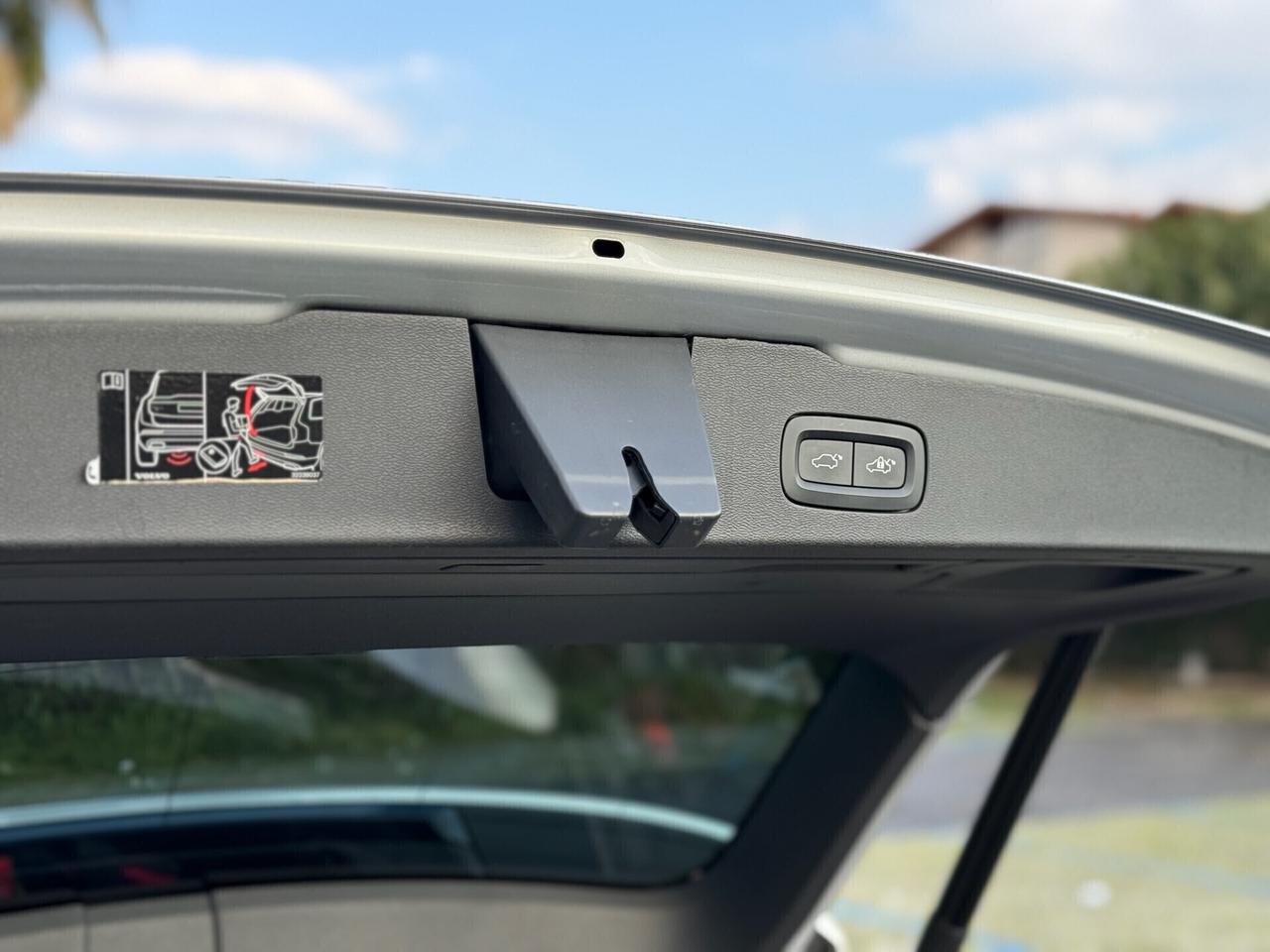 VOLVO V60 2021 B4 Geartronic