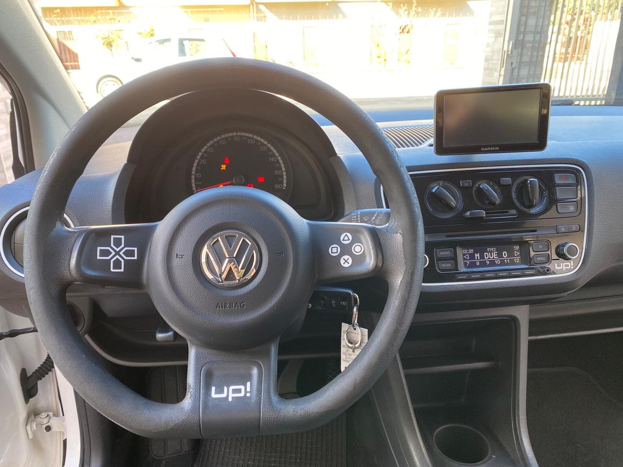 Volkswagen up! 1.0 3p. take