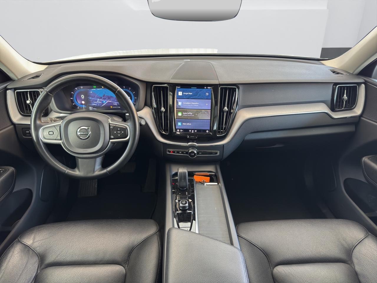 VOLVO XC60 B4 AWD MILD HYBRID MOMENTUM - 2021