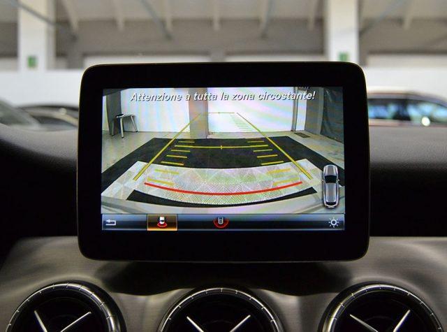 MERCEDES-BENZ CLA 180 Shooting Brake Premium Amg-Cerchi 19"-Led **