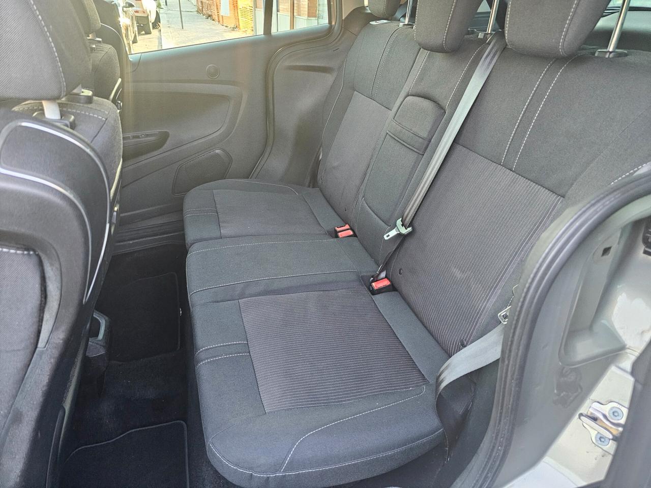 Ford B-Max 1.6 TDCi 95 CV Titanium