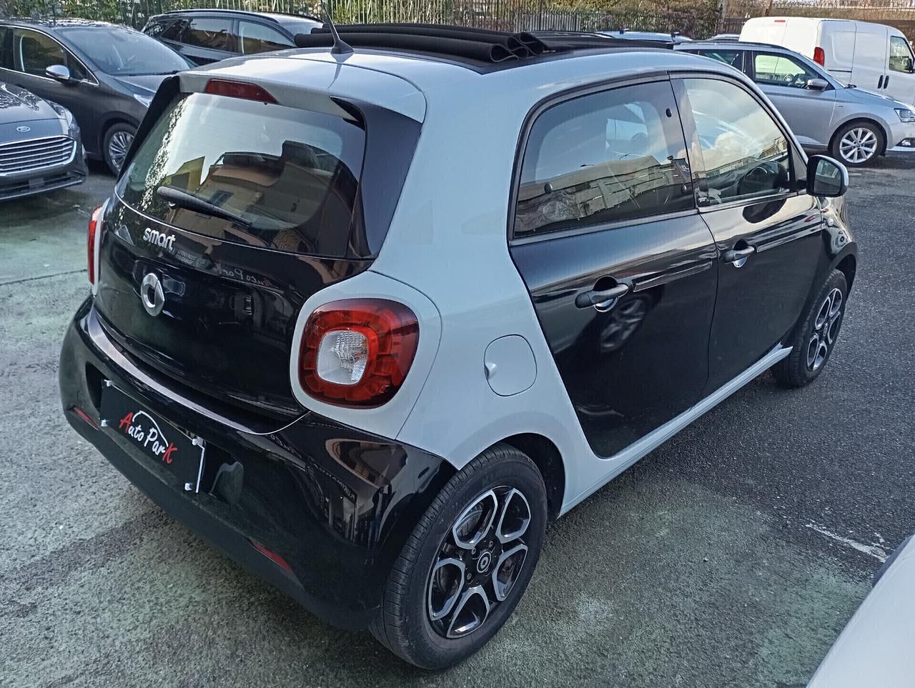Smart ForFour Cabrio 1.0 70CV Prime Aut.