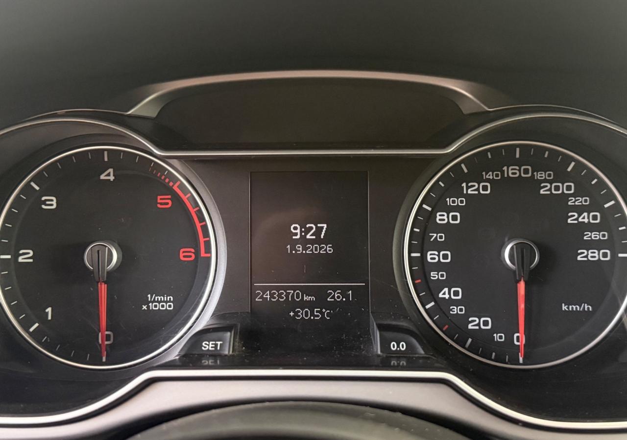 Audi A4 Avant 2.0 TDI 177CV quattro Business Plus S Line