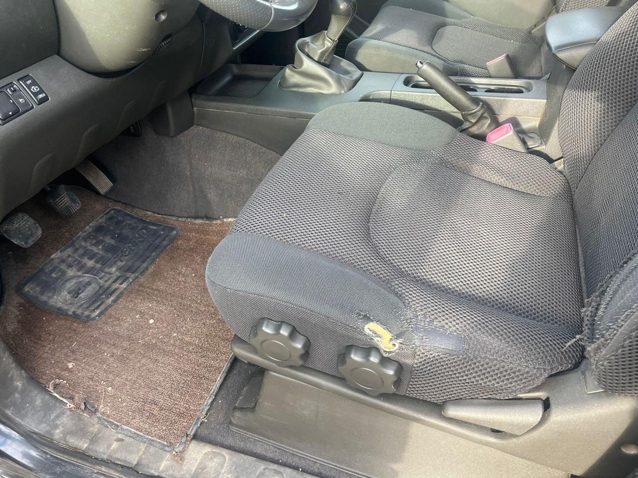 Nissan Navara 2.5 Diesel - 4x4